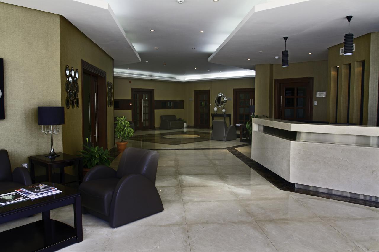 Almoayyed Suites Manama Extérieur photo