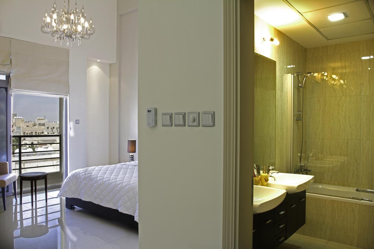 Almoayyed Suites Manama Extérieur photo